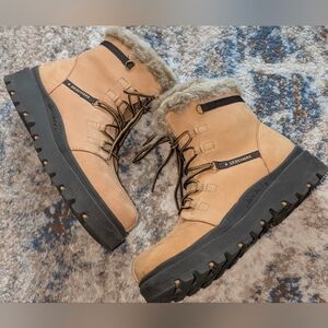 Vintage Skechers Chunky Platform Tan Suede Leather Y2K 90s Winter Boots